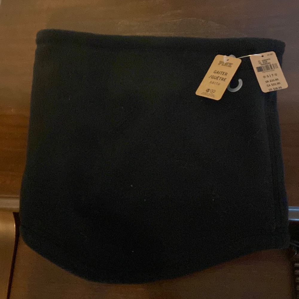 Black VS Gaiter